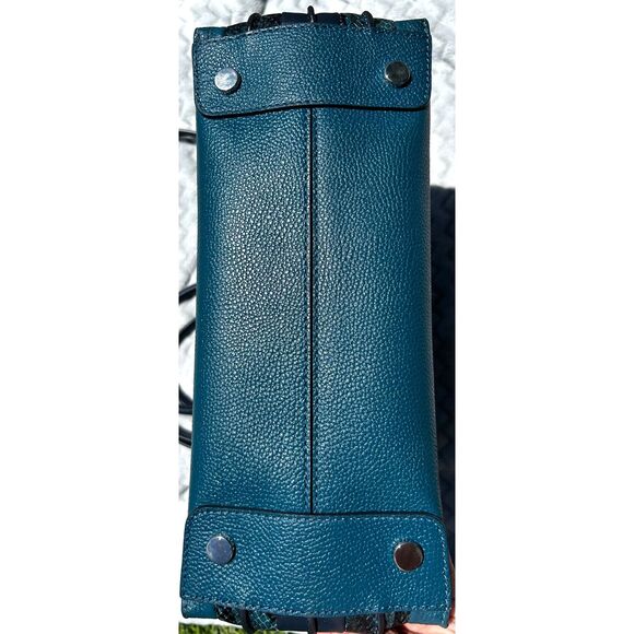 Michael Kors Pebbled Leather Accordion Tote Bag with removable cross body BEAUTY - Picture 5 of 16